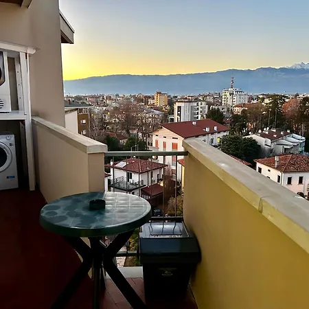 Luxury Krystal In Center Of 公寓 *